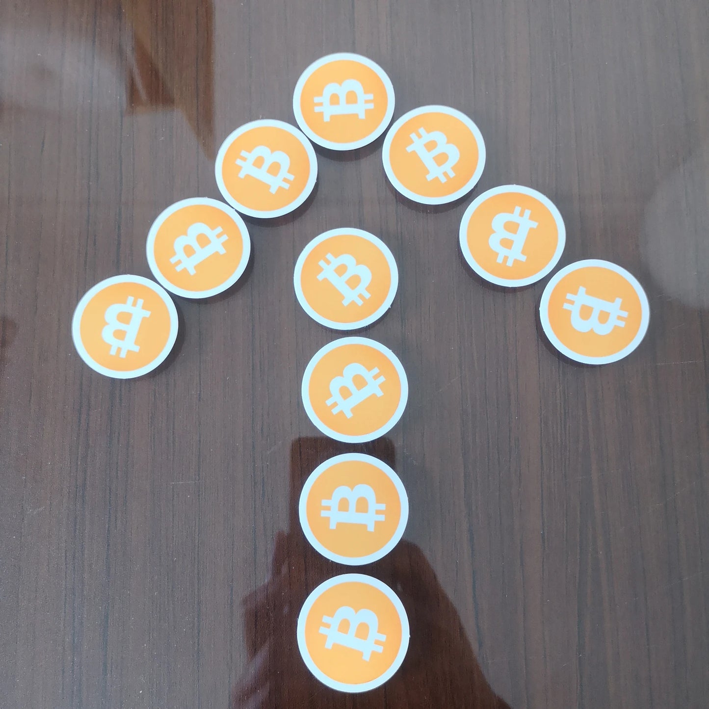 100pcs 3.5cm Diameter BITCOIN LOGO Sticker Self-adhesive White